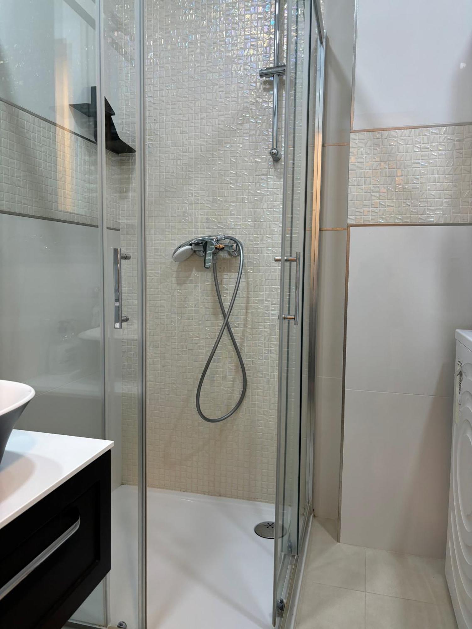 City East Apartment Zagreb With Private Parking Экстерьер фото