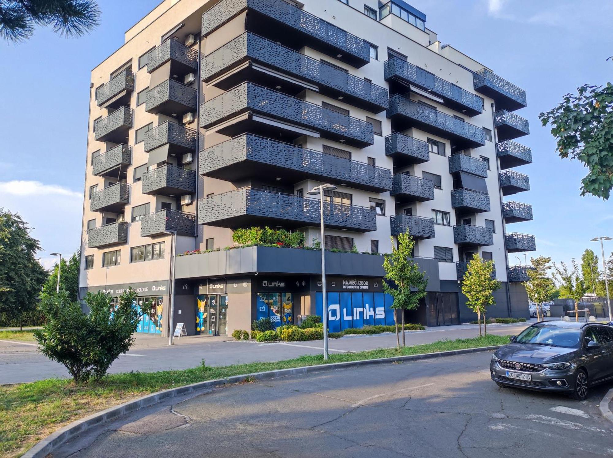 City East Apartment Zagreb With Private Parking Экстерьер фото
