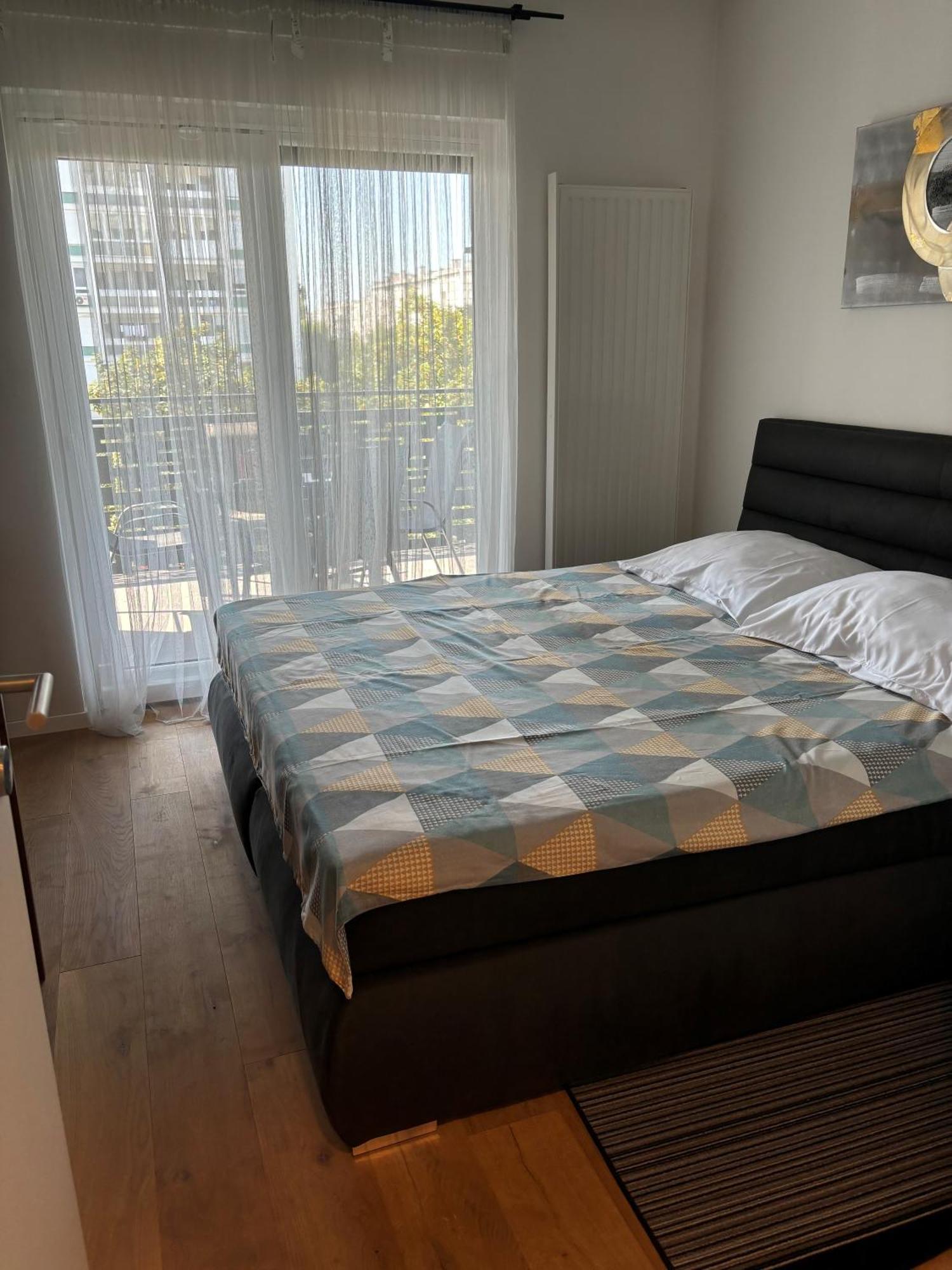 City East Apartment Zagreb With Private Parking Экстерьер фото