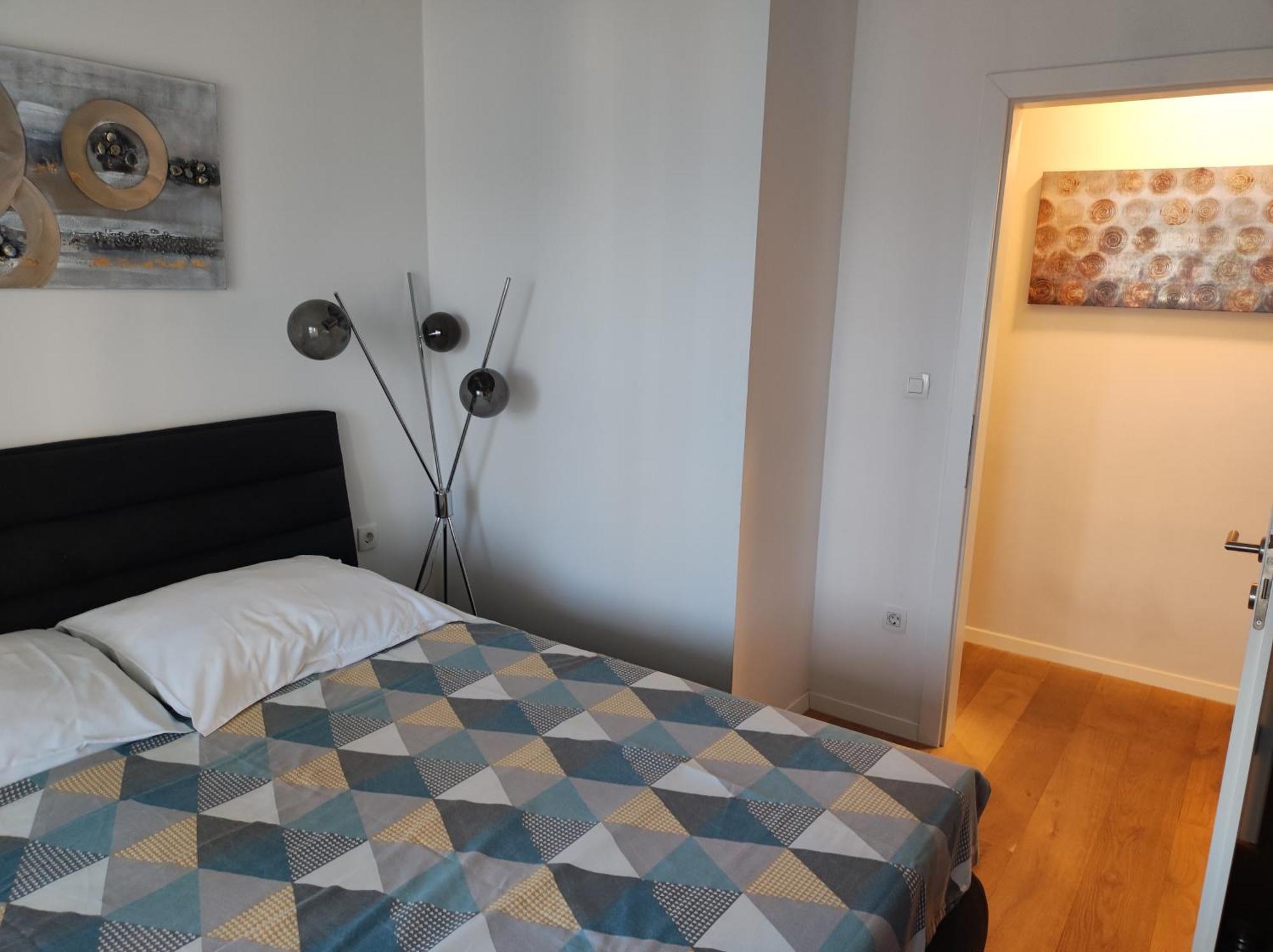 City East Apartment Zagreb With Private Parking Экстерьер фото